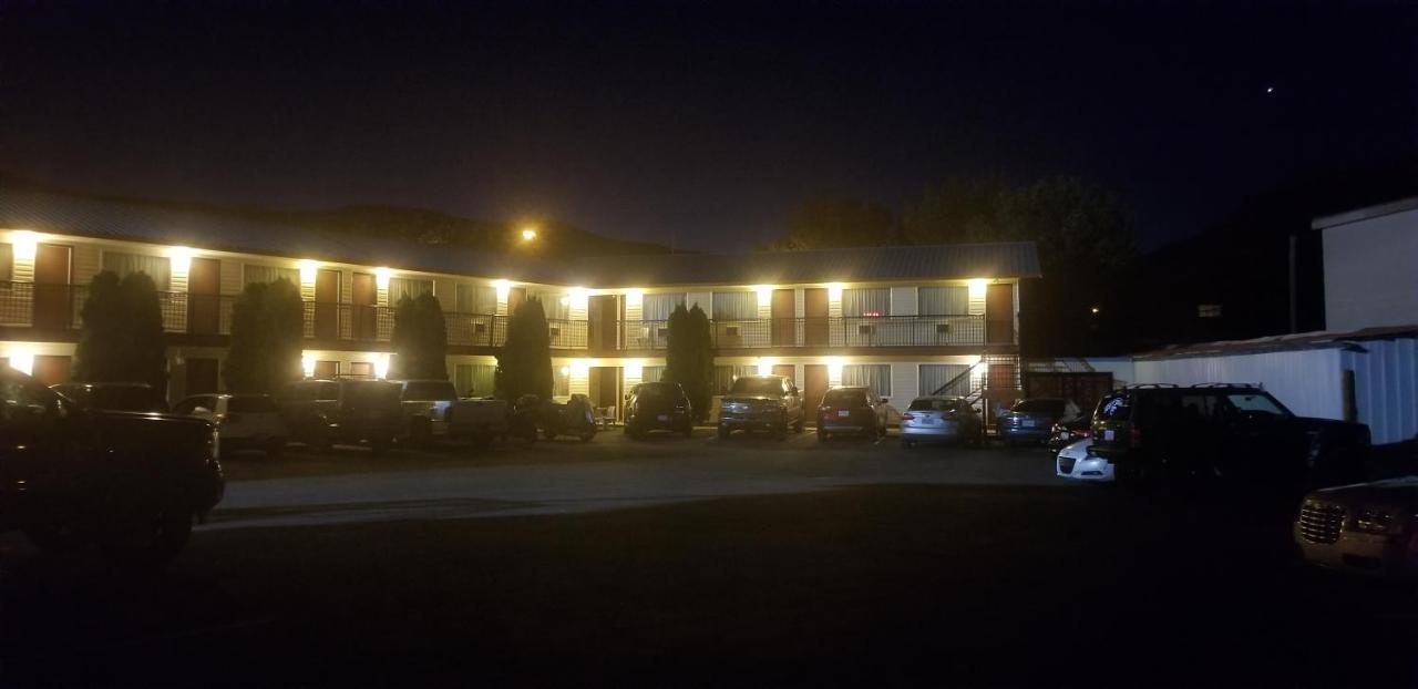 Cache Creek Inn Luaran gambar